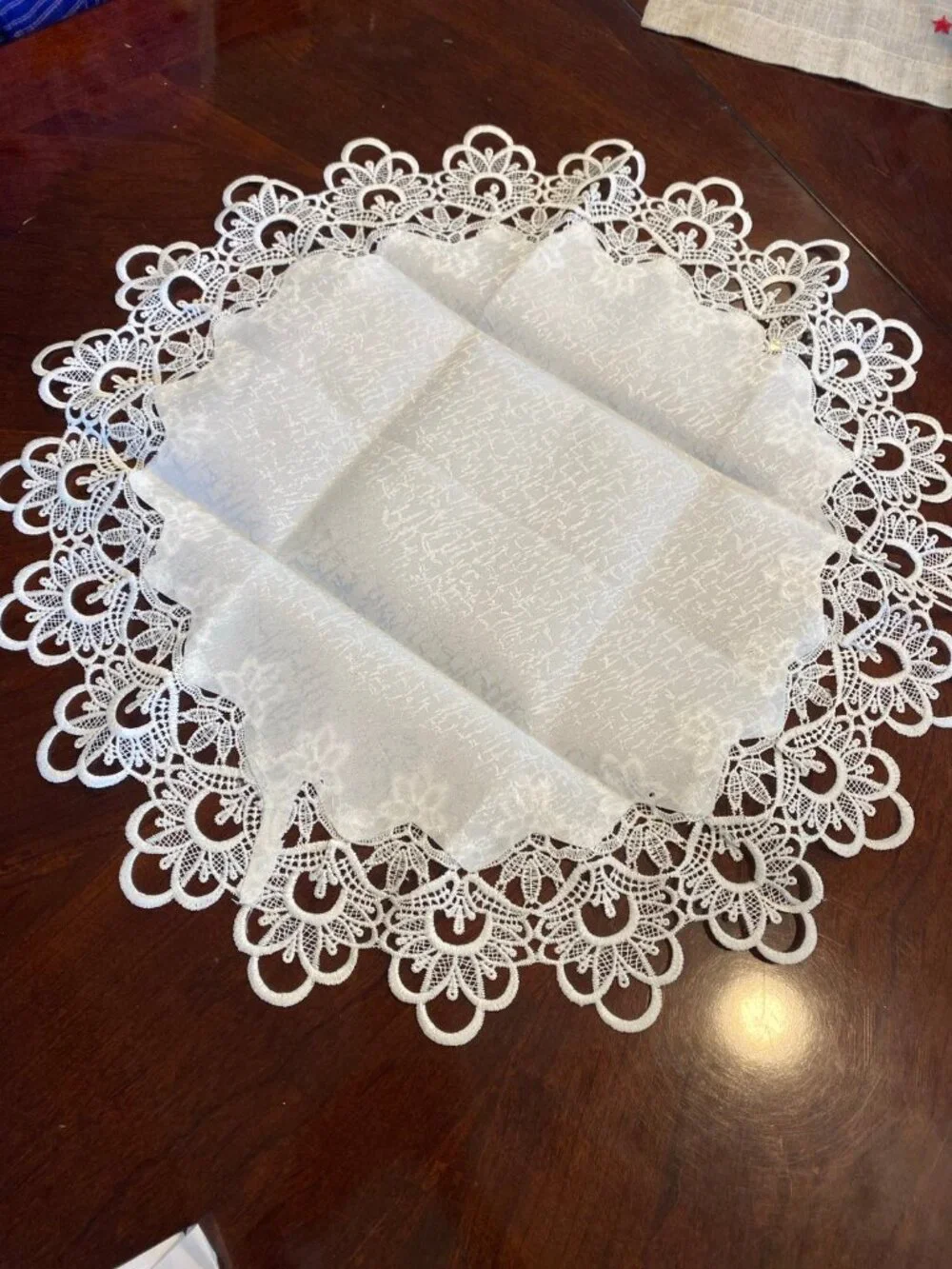 Round White Jacquard Lace Table Top Centerpiece Doily Placemat 23”